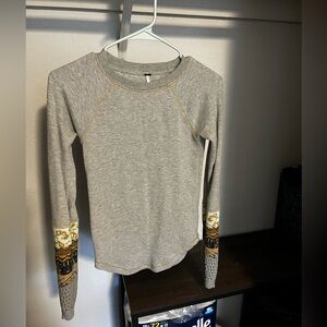 Free people long sleeve thermal Henley, hand knit. Size s. Worn once.